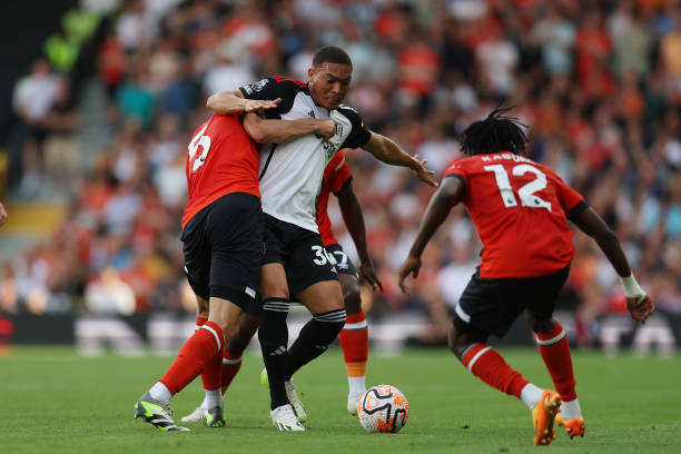 他在场上的 他在场上的