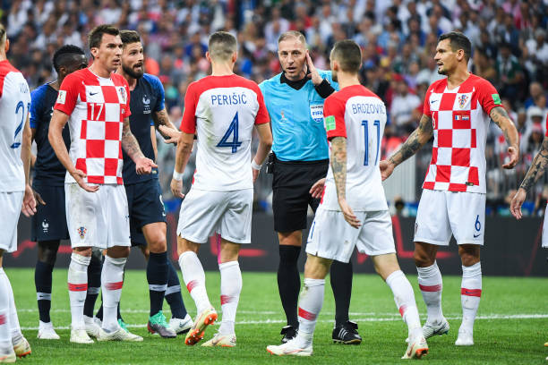 普遍膨胀的 普遍膨胀的