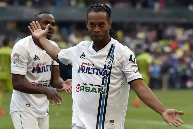 基本赛季初 基本赛季初